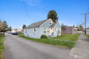 3013 19th St, Everett, WA 98201 - Photo 3