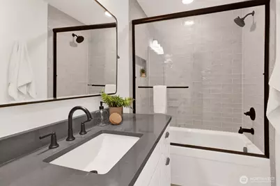 530 E Sunset Drive #10, Bellingham, WA 98225 - Photo 33