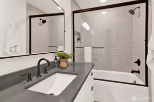 530 E Sunset Dr, Bellingham, WA 98225 - Photo 33