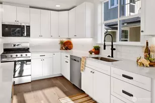 530 E Sunset Dr, Bellingham, WA 98225 - Photo 13