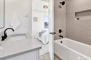 530 E Sunset Dr, Bellingham, WA 98225 - Photo 27