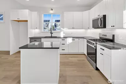 530 E Sunset Drive #14, Bellingham, WA 98225 - Photo 9