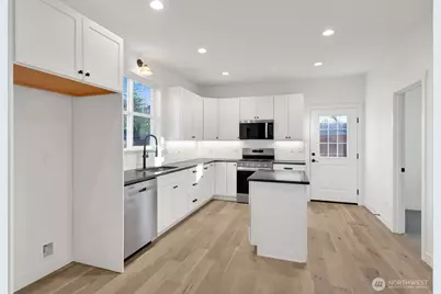 530 E Sunset Drive #14, Bellingham, WA 98225 - Photo 13