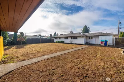 1404 G Street SE, Auburn, WA 98002 - Photo 23