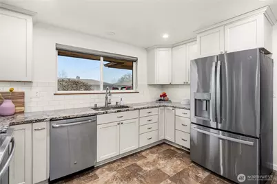 1404 G Street SE, Auburn, WA 98002 - Photo 13