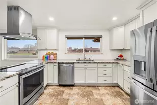 1404 G St SE, Auburn, WA 98002 - Photo 11