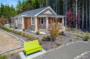 24 Switchback Ln, Pacific Beach, WA 98571 - Photo 3