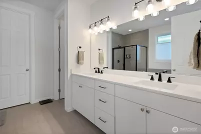 15132 Tyee Drive E, Bonney Lake, WA 98391 - Photo 13