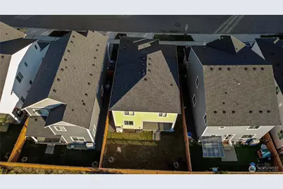 15132 Tyee Drive E, Bonney Lake, WA 98391 - Photo 23