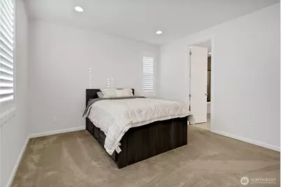 15132 Tyee Drive E, Bonney Lake, WA 98391 - Photo 11