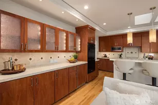 225 2nd St S, Kirkland, WA 98033 - Photo 15