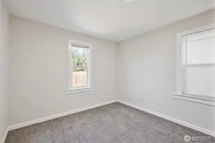 309 NW 3rd Ave, Kelso, WA 98626 - Photo 13