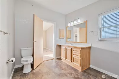 276 Alpenridge Road, Kelso, WA 98626 - Photo 17