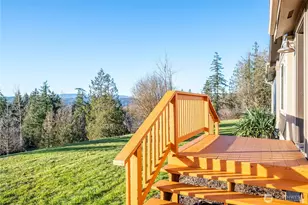 276 Alpenridge Rd, Kelso, WA 98626 - Photo 3