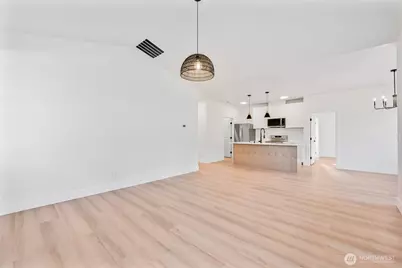 176 Wake Robin Lane, Longview, WA 98632 - Photo 5