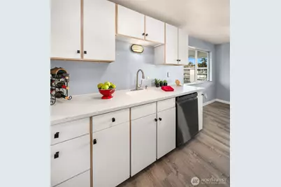 23003 Marine View Drive S #B301, Des Moines, WA 98198 - Photo 13