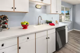 23003 Marine View Dr S, Des Moines, WA 98198 - Photo 13