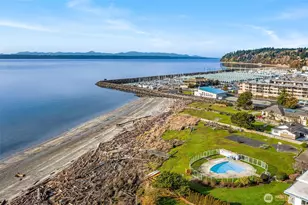 23003 Marine View Dr S, Des Moines, WA 98198 - Photo 29