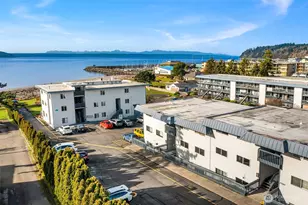 23003 Marine View Dr S, Des Moines, WA 98198 - Photo 31