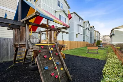 1128 Chestnut Street, Everett, WA 98201 - Photo 31