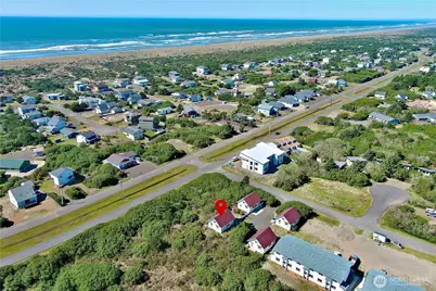 493 Ocean Spray Street SW #D, Ocean Shores, WA 98569 - Photo 33