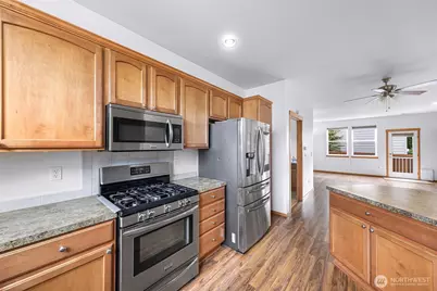 1033 Aspen Lane, Burlington, WA 98233 - Photo 9