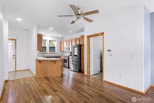 1033 Aspen Ln, Burlington, WA 98233 - Photo 7