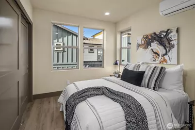 5037 25th Avenue SW, Seattle, WA 98106 - Photo 17