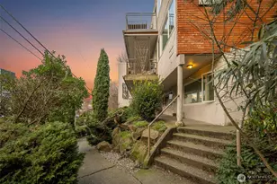 630 13th Ave E, Seattle, WA 98102 - Photo 17