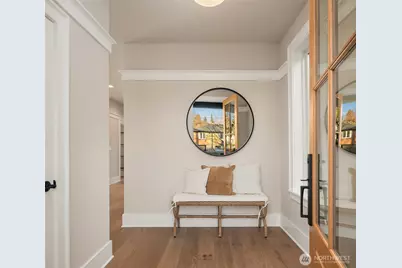 3035 NW 71st Street, Seattle, WA 98117 - Photo 3