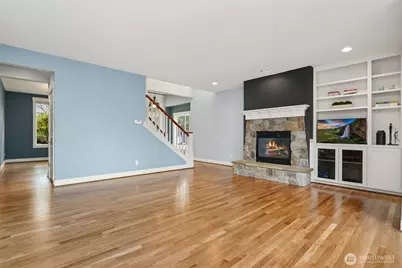 9110 NE 160th Place, Bothell, WA 98028 - Photo 9