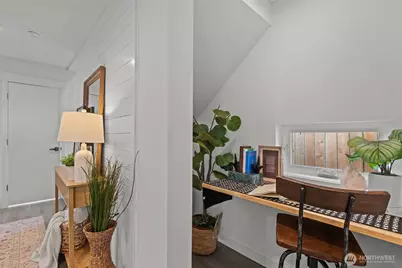 712 NW 95th Street, Seattle, WA 98117 - Photo 17