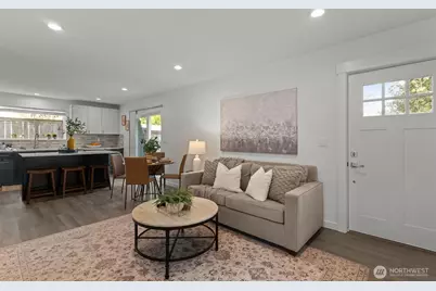 712 NW 95th Street, Seattle, WA 98117 - Photo 3