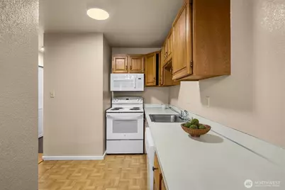 3024 NE 143rd Street #103, Seattle, WA 98125 - Photo 15