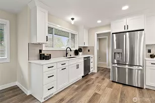 208 J St NE, Auburn, WA 98002 - Photo 13