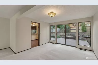 16641 160th Place SE, Renton, WA 98058 - Photo 9