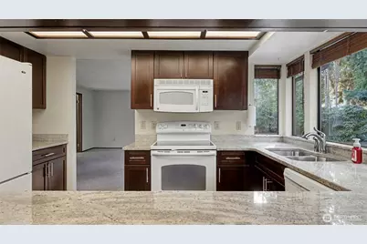 16641 160th Place SE, Renton, WA 98058 - Photo 15