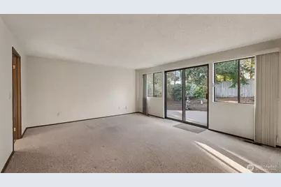 16641 160th Place SE, Renton, WA 98058 - Photo 17