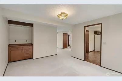 16641 160th Place SE, Renton, WA 98058 - Photo 11