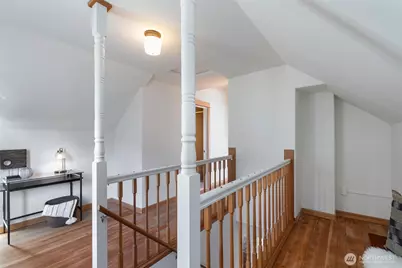 1323 Sturgus Avenue S, Seattle, WA 98144 - Photo 11