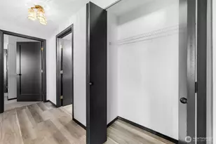 1001 W Casino Rd, Everett, WA 98204 - Photo 9