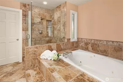 1708 Bellevue Way NE, Bellevue, WA 98004 - Photo 11