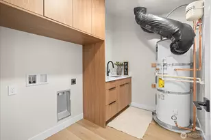 14308 Roslyn Pl N, Seattle, WA 98133 - Photo 23