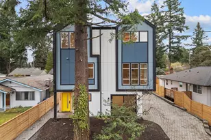 14308 Roslyn Pl N, Seattle, WA 98133 - Photo 23