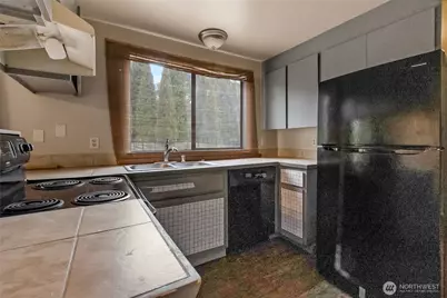 10214 8th Avenue S, Tacoma, WA 98444 - Photo 5