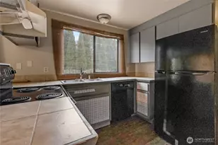 10214 8th Ave S, Tacoma, WA 98444 - Photo 5