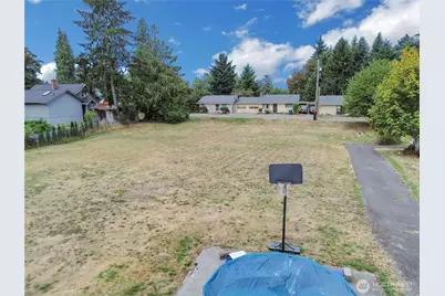 10214 8th Avenue S, Tacoma, WA 98444 - Photo 15