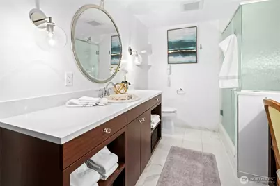 650 Bellevue Way NE #3705, Bellevue, WA 98004 - Photo 25