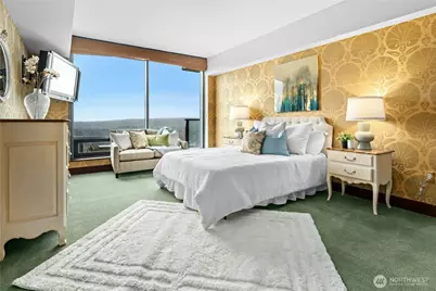 650 Bellevue Way NE #3705, Bellevue, WA 98004 - Photo 19