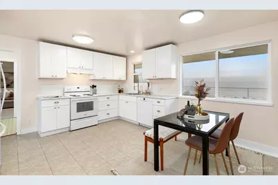 1301 Edmonds Avenue NE, Renton, WA 98056 - Photo 9